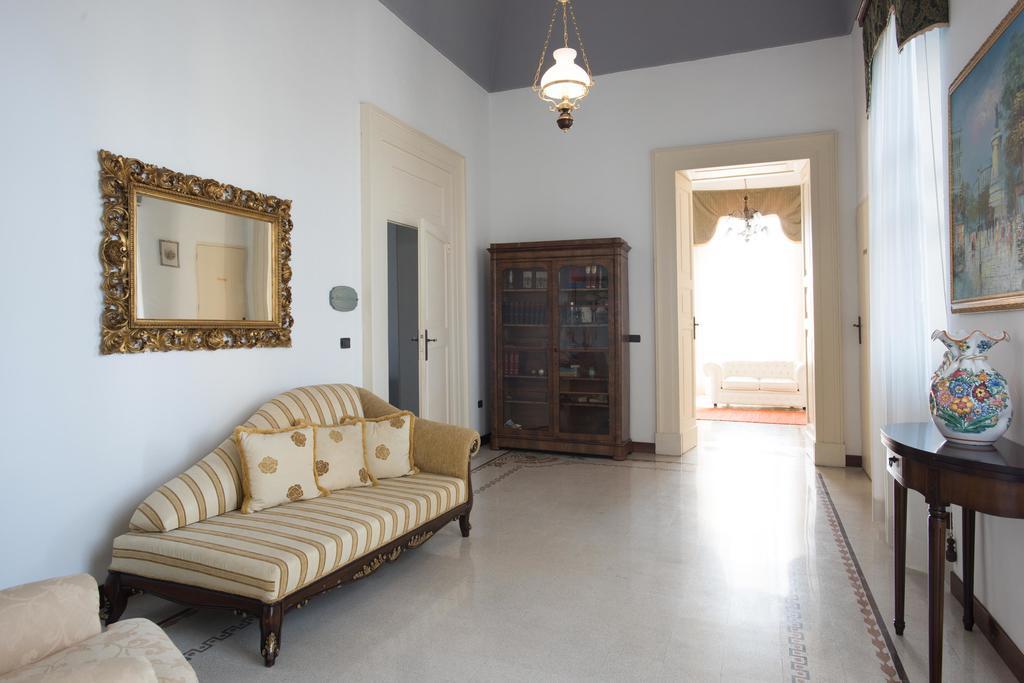 Palazzo Scarciglia - Dimora D'Epoca Bed and Breakfast Minervino di Lecce Exteriör bild